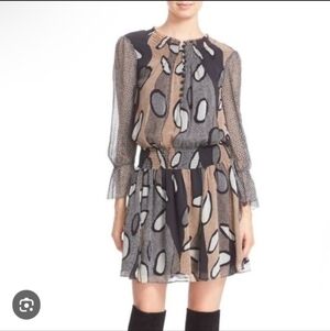 Diane Von Furstenberg Kelley Silk Avant Garde mini Dress Long Sleeve